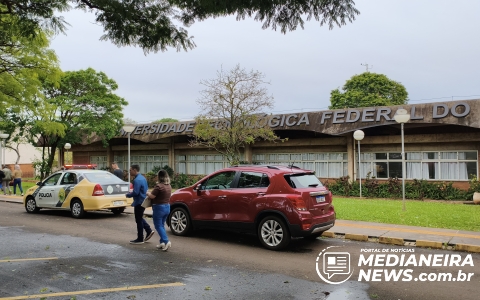 Imagem da notícia Eleições seguem tranquilas em Medianeira; falta de energia não interrompe votação
