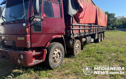 Imagem da notícia Caminhão com mais de 1,5 tonelada de maconha é apreendido na BR-277 em São Miguel