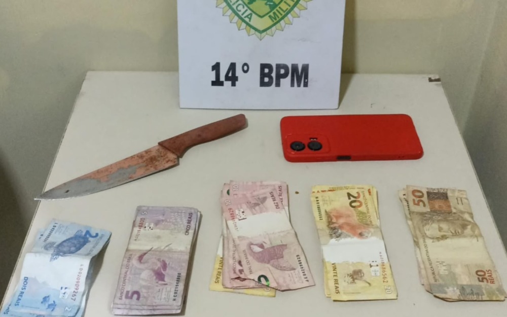 Imagem da notícia Homem é preso após roubo a farmácia no Centro de Medianeira