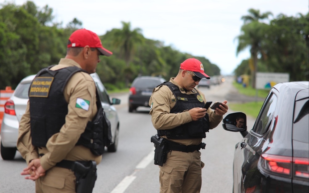 Imagem da notícia Rodovias do Paraná registram 153 acidentes no feriado de Nossa Senhora Aparecida