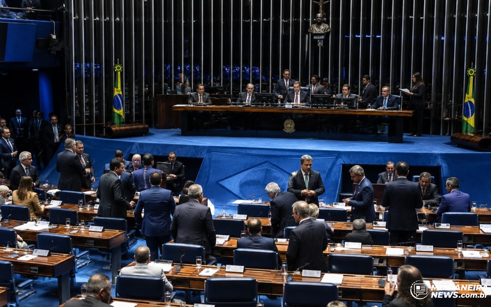 Imagem da notícia Senado aprova fim da escala 6x1 em dois turnos; veja quando a mudança começa