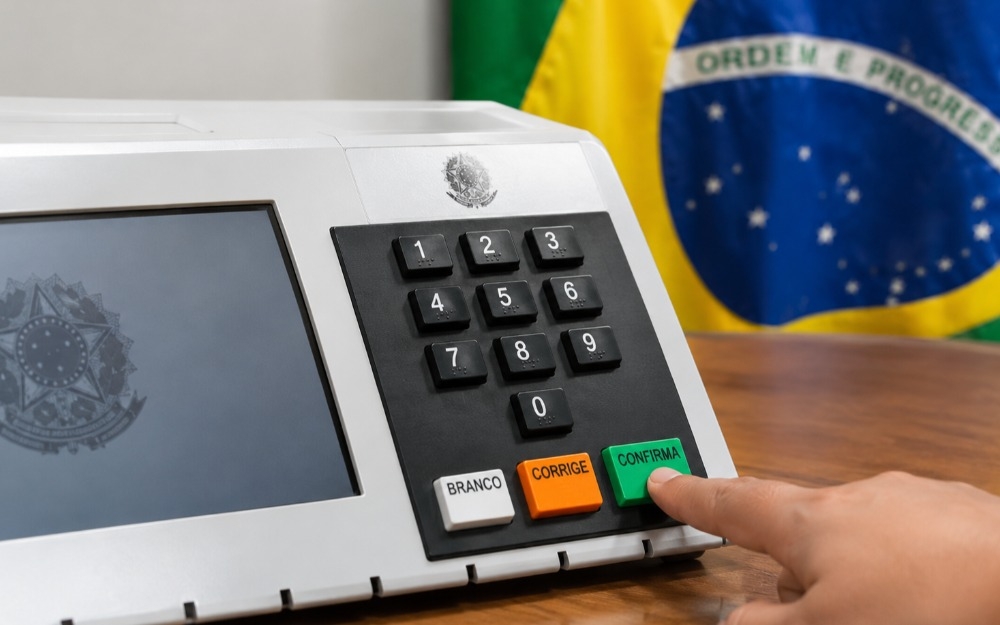 Imagem da notícia TSE registra 1.516 urnas eletrônicas substituídas até as 18h; Paraná teve 140 trocas